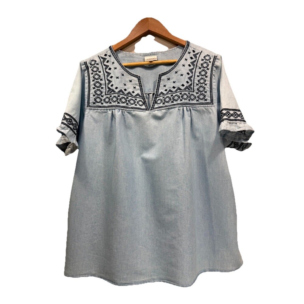 AVENUE Women's Size 22/24 Cotton Blend Chambray Denim Embroidered Tunic Top